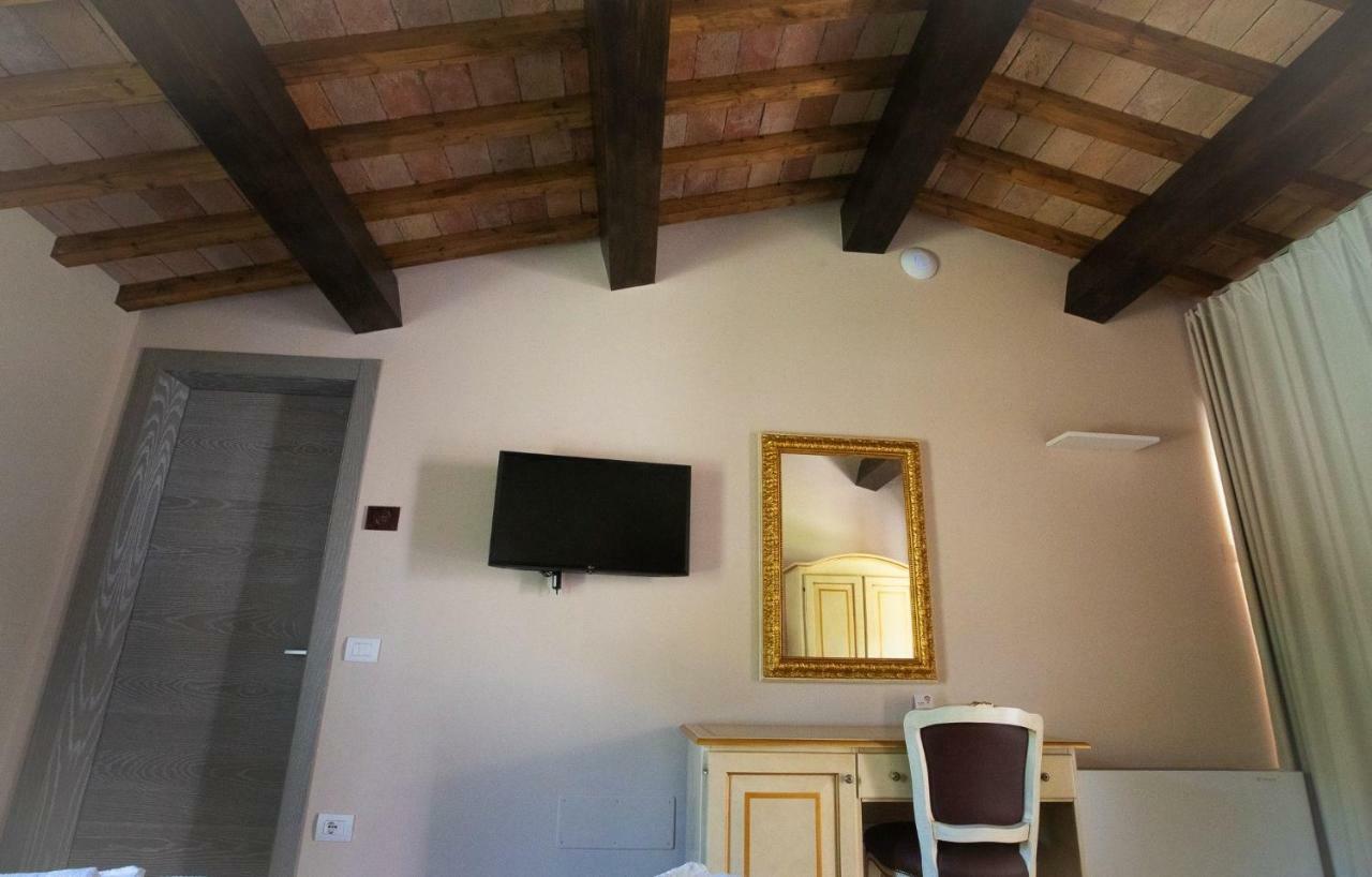 Borgo Rossi Villa La Strada Esterno foto