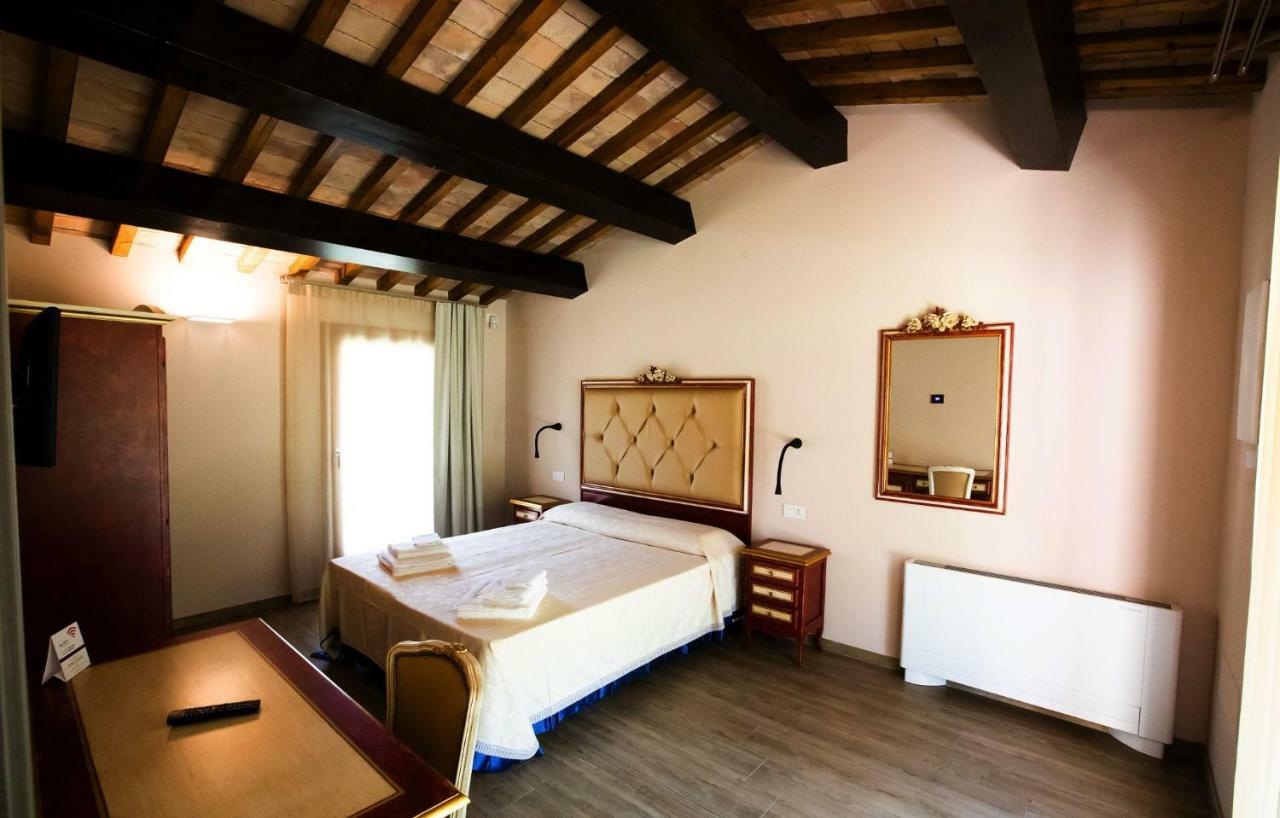 Borgo Rossi Villa La Strada Esterno foto